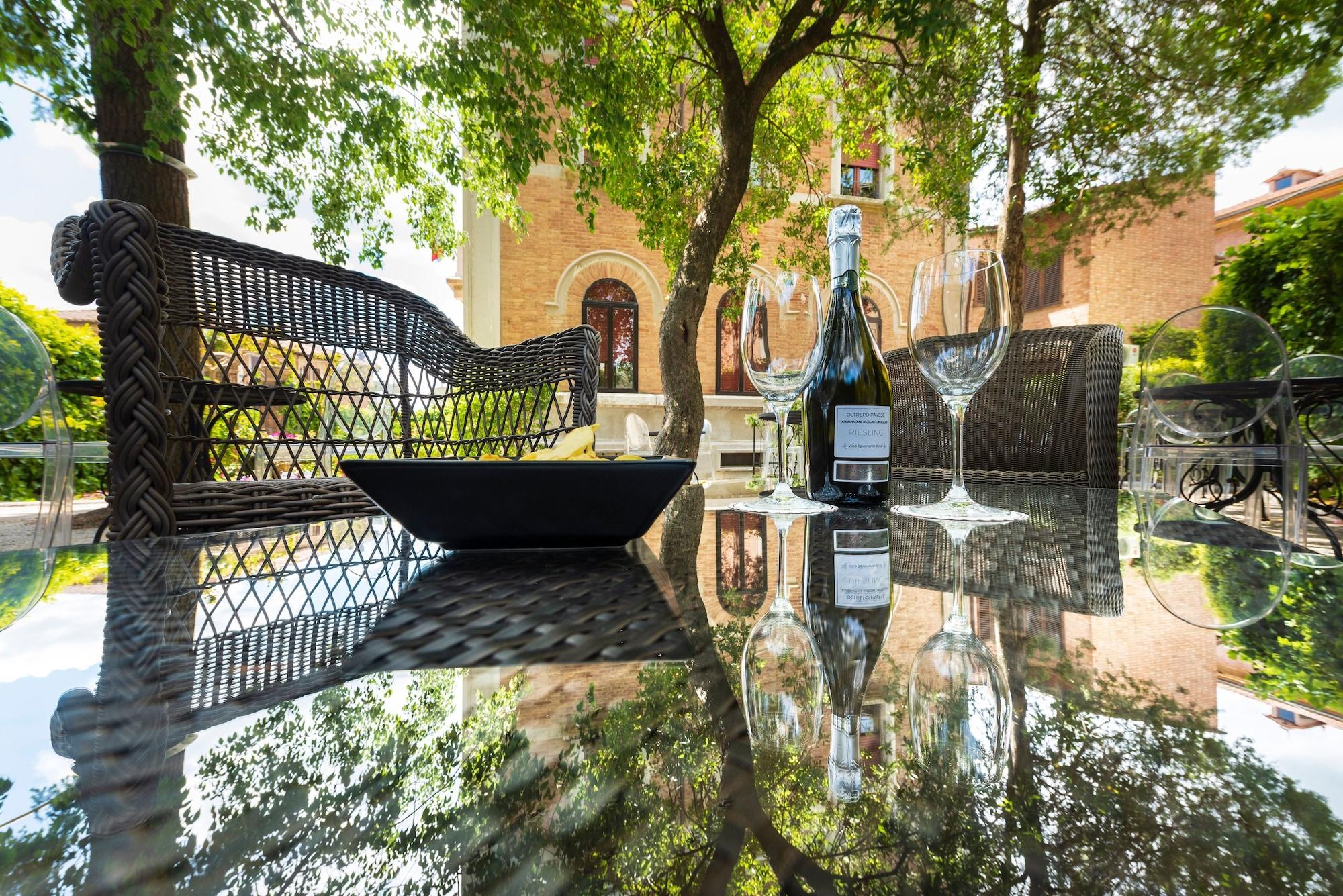 Villa Elda Boutique Hotel Сиена Экстерьер фото