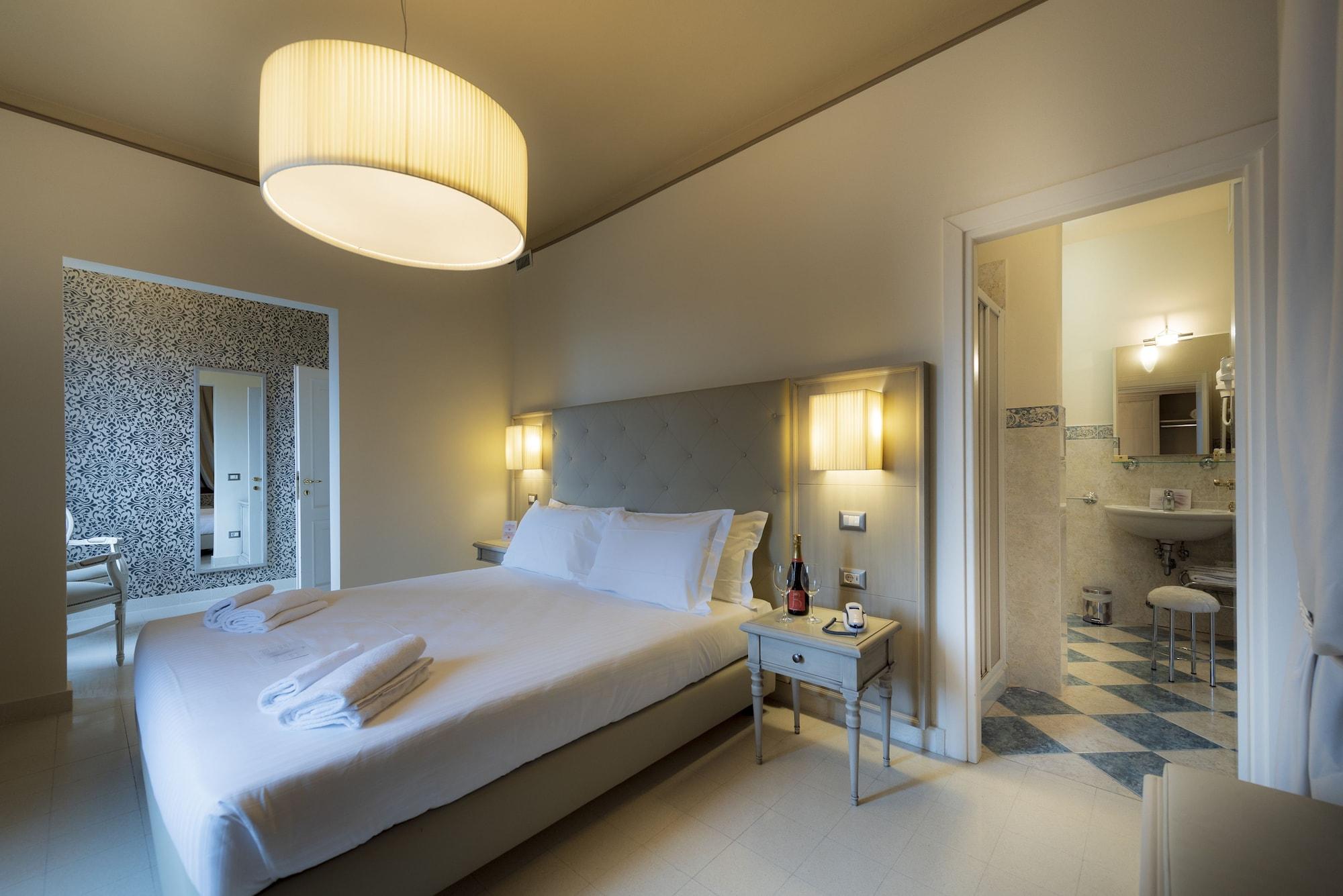 Villa Elda Boutique Hotel Сиена Экстерьер фото
