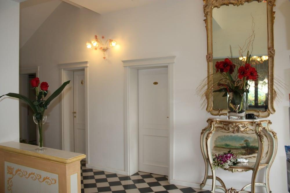 Villa Elda Boutique Hotel Сиена Экстерьер фото