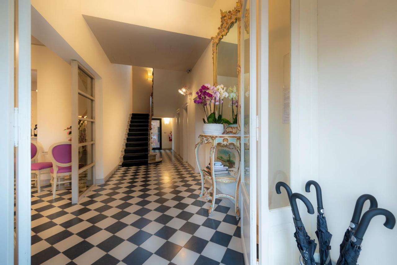 Villa Elda Boutique Hotel Сиена Экстерьер фото